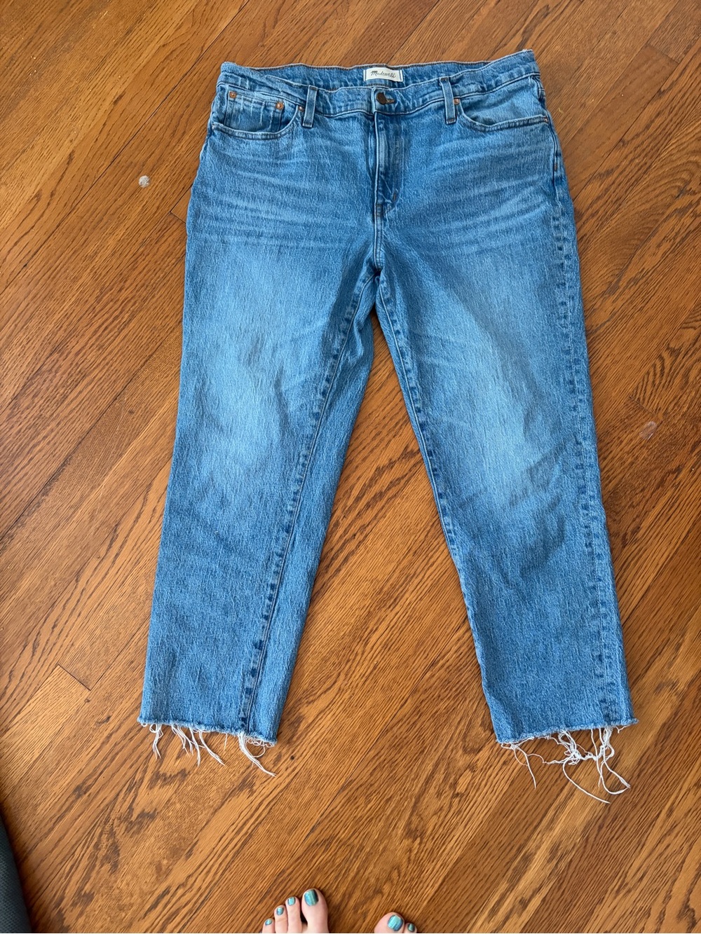 Madewell Light Blue Cropped Straight Jeans with Frayed Hem (Slim Boyjean)
